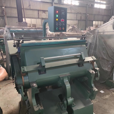 آلة الضغط المسطحة المسافة البادئة 1200 * 830 5.5KW 4200kg