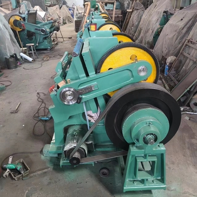 آلة النقش بالضغط المسطح للكرتون 1500 نموذج لقطع القوالب 7.5KW 1500 * 1050