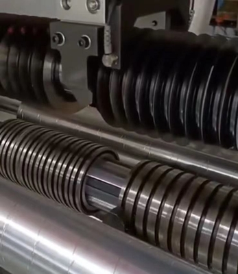 آلة التقطيع والتقطيع عالية السرعة 1-200m / Min Speed ​​1500mm Max