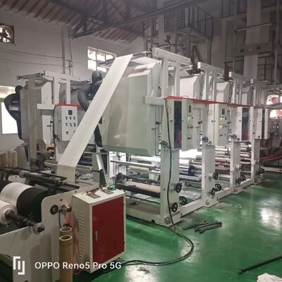 قطر المسمار 55mm 2 أو 65mm 2mm آلة طحن الفيلم الطاقة الإجمالية 11-21kw قدرة الطحن 100 إلى 500 كجم في الساعة لطحن الفيلم البلاستيكي