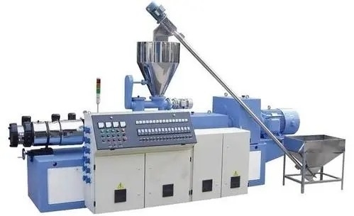 PP HDPE LLDPE LDPE آلة بثق الفيلم البلاستيكي متعدد الطبقات